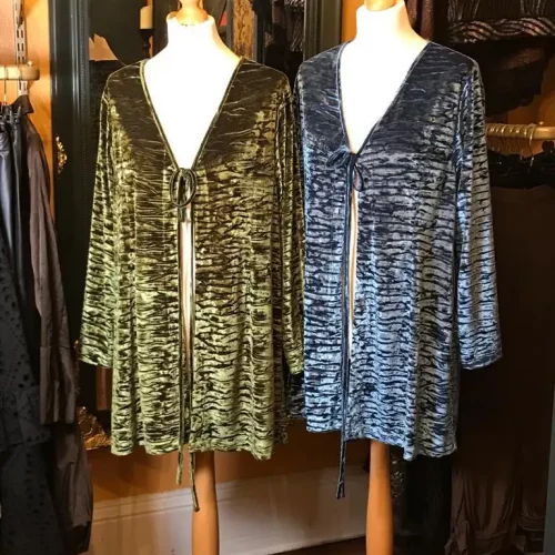 Crushed stretch velvet cardigan.