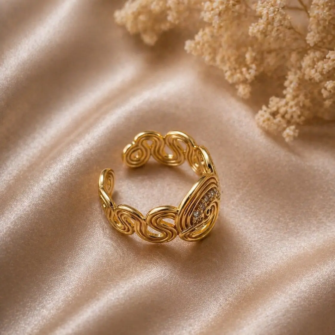 Gold Spiral Ring - Image 4